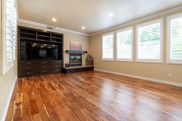 Floor Molding Repair in Ames